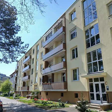 Gyoengy Apartment *